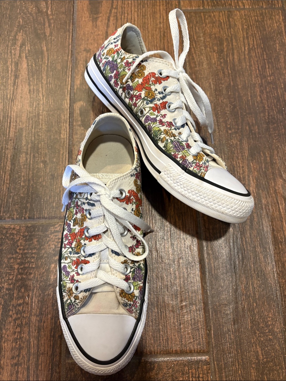 Converse Low-Top Floral Canvas Sneakers - White Multi-Color